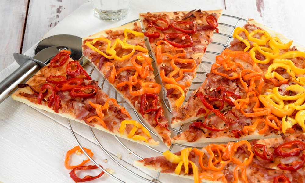 Pizza Paprika Tricolore Recept – Zelf paprika tricolore pizza maken