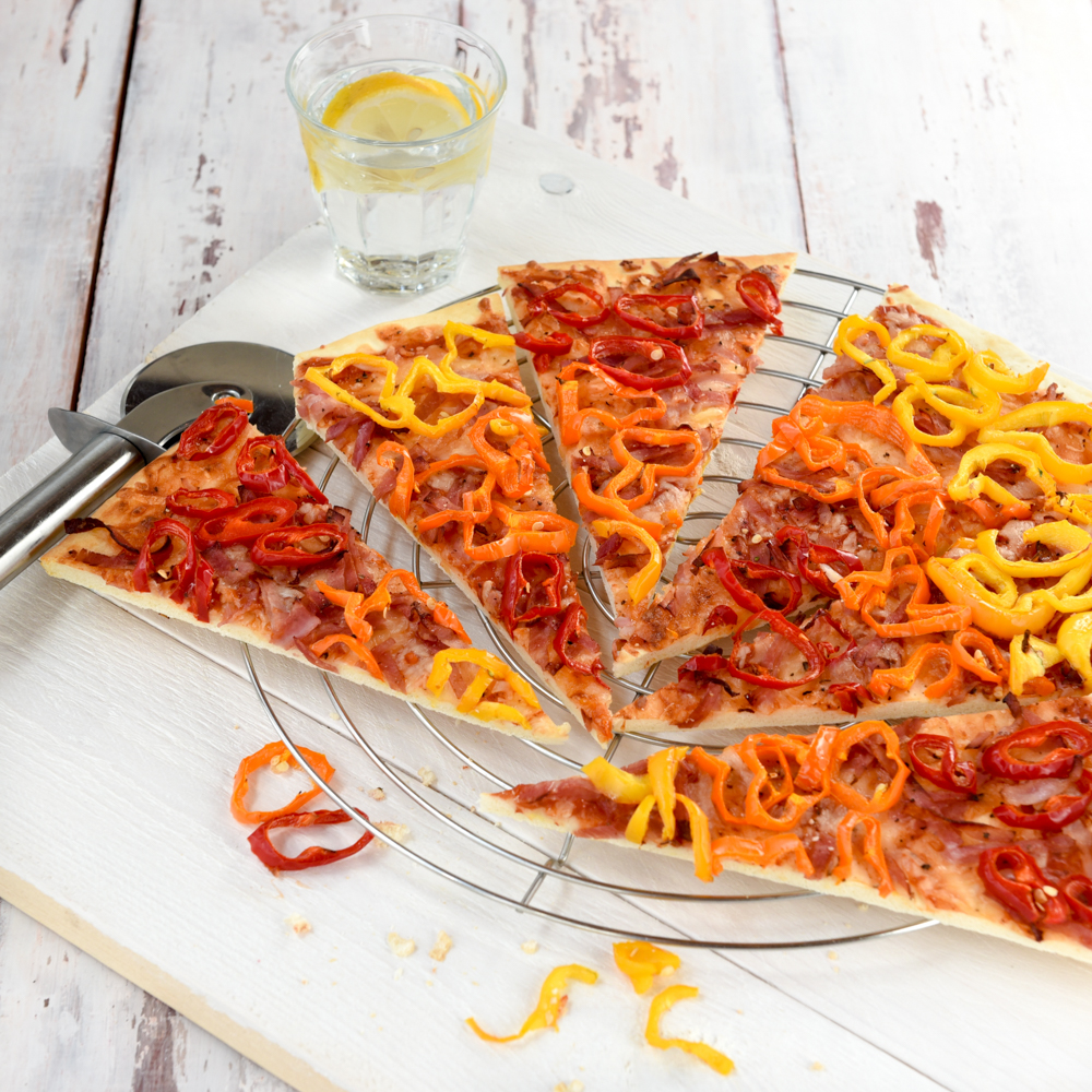 Pizza Paprika Tricolore Recept Zelf paprika tricolore pizza maken
