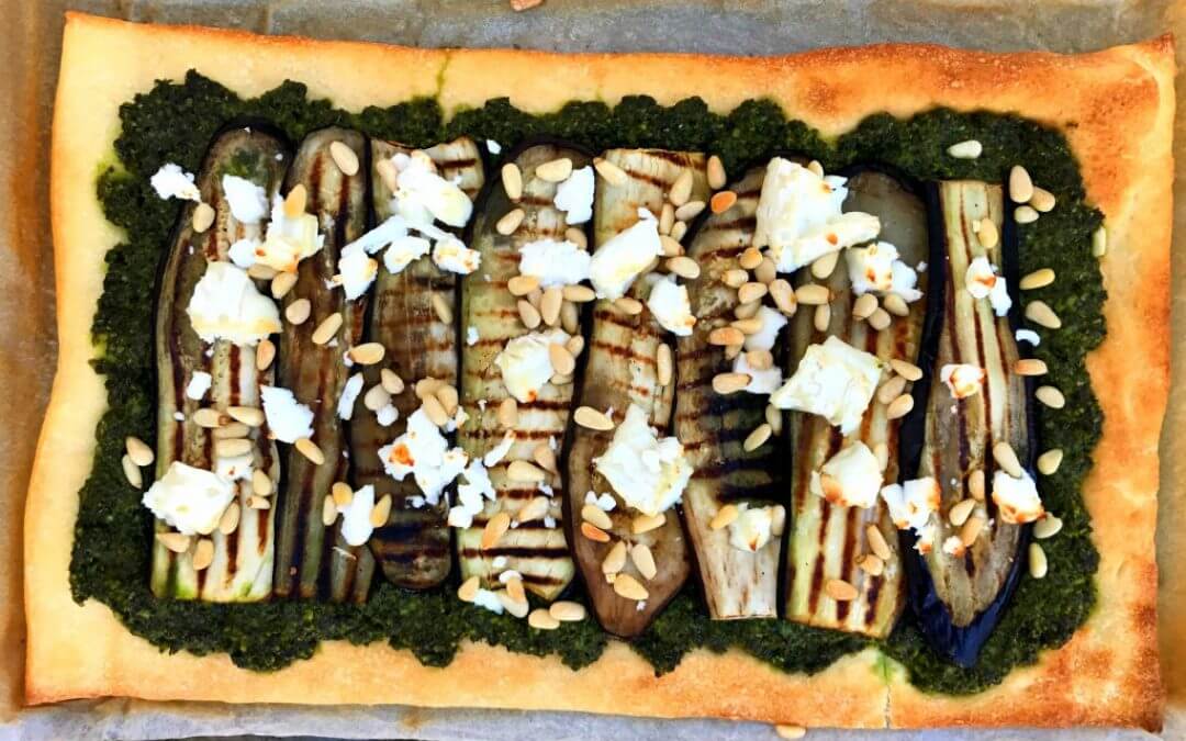 Pizza met boerenkool, aubergine en geitenkaas De Hippe vegetarier Tante Fanny