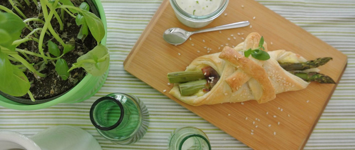 Asperge bladerdeegpakketjes Tante Fanny