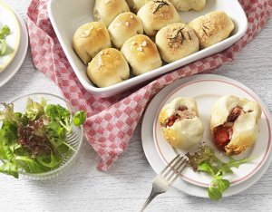 Recept: Pizzaballetjes met prosciutto en tonijn