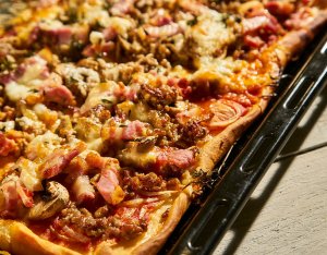 Recept: Maaltijdpizza spek en gehakt