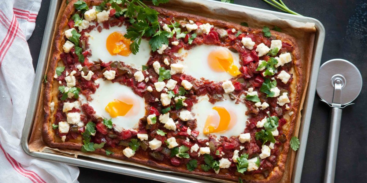 Shakshuka pizza