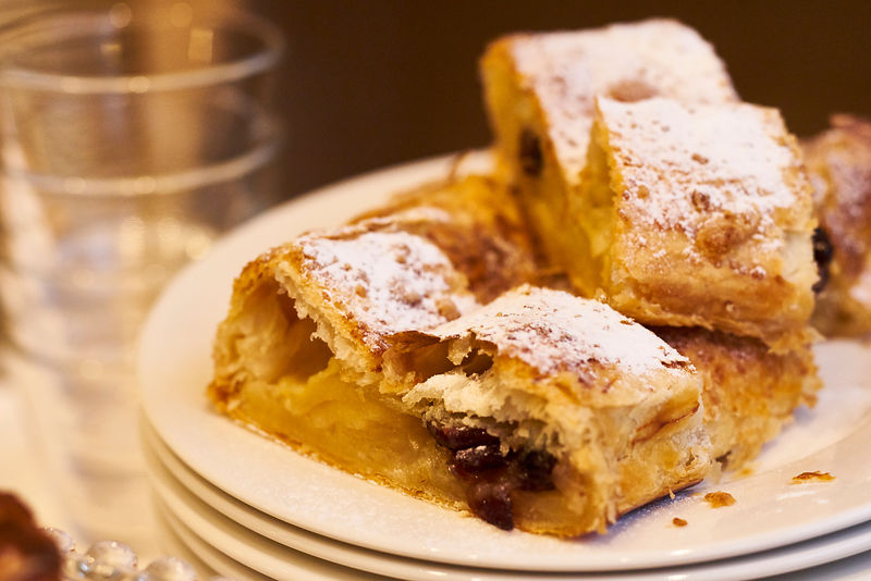 Recept: Feestelijke appelstrudel met cranberry & kruimelvulling - Tante Fanny