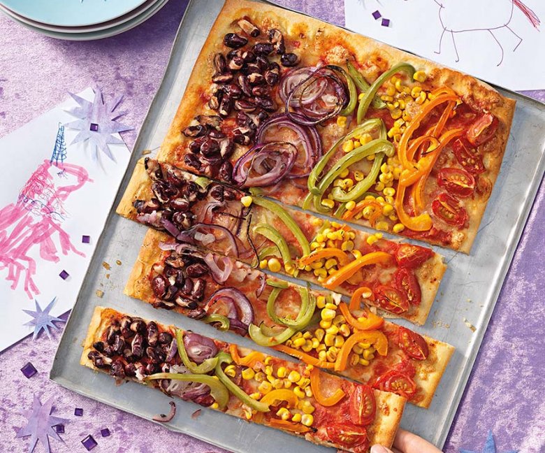 Kinderrecept: regenboog pizza met allerlei groenten - Tante Fanny.nl