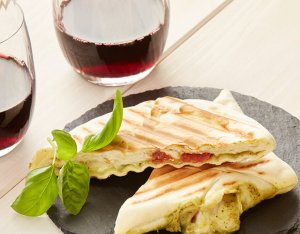 Flammkuchen tosti caprese