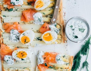 Recept: plaattaart met asperges en gerookte zalm