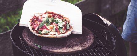 Pizza bakken op de BBQ - Tante Fanny vers pizzadeeg