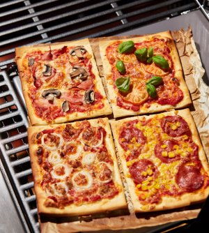 familie pizza van de BBQ