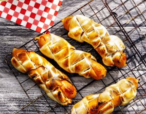 Recept: pigs in a blanket met spicy ketchup