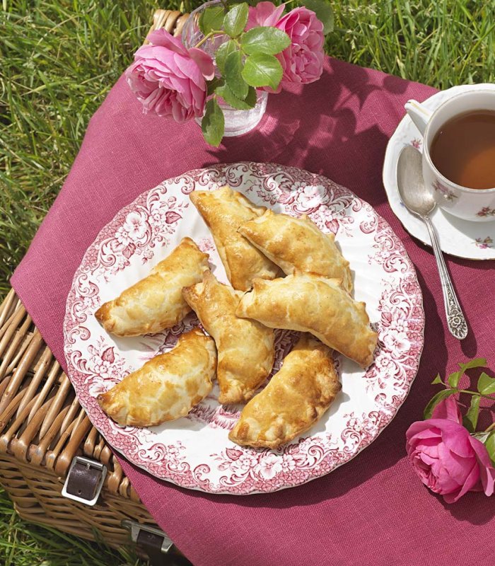 Recept- Engelse Cornish Pastries - vers quiche & taartdeeg - Tante Fanny