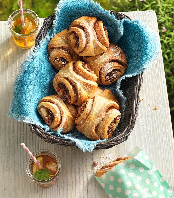 Recept - kaneelbroodje met rozijnen - vers gistdeeg - Tante Fanny