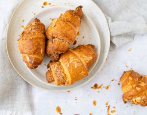 Recept: Zoete amandelcroissants