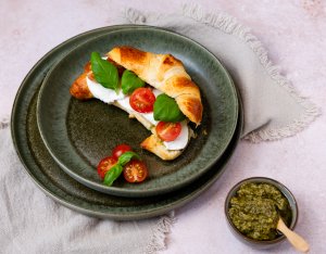 Recept: croissant caprese