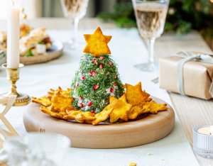 Roomkaasboompje met flammkuchen crackers