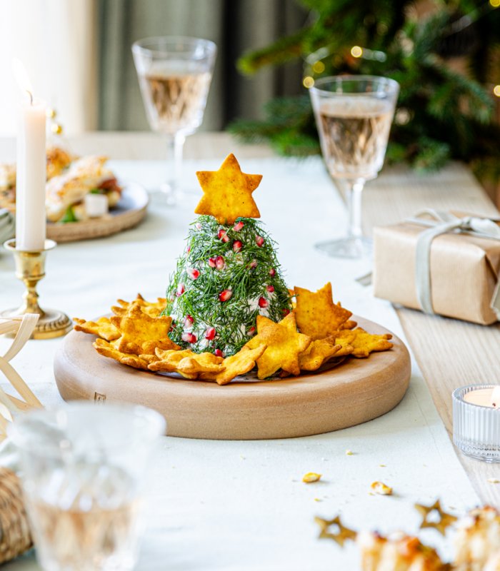 Roomkaasboompje met flammkuchen crackers